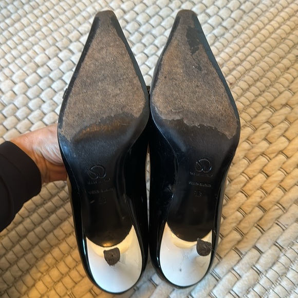 St. John Pumps size 8 - Picture 6 of 6